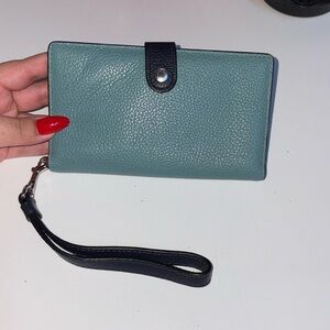 Like New Coach Leather Phone Wallet